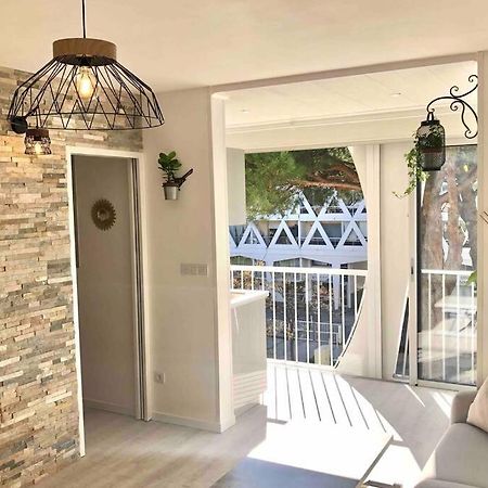 Grand Studio Cabine 30 M² Centre Ville, Refait A Neuf Pour Vous ! Climatise La Grande-Motte Kültér fotó